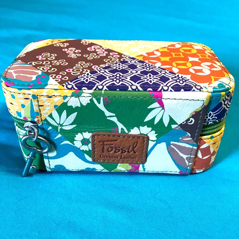 Fossil zippered jewelry box